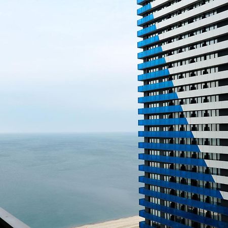 Lux Apart Hotel 555 Μπατούμι Εξωτερικό φωτογραφία