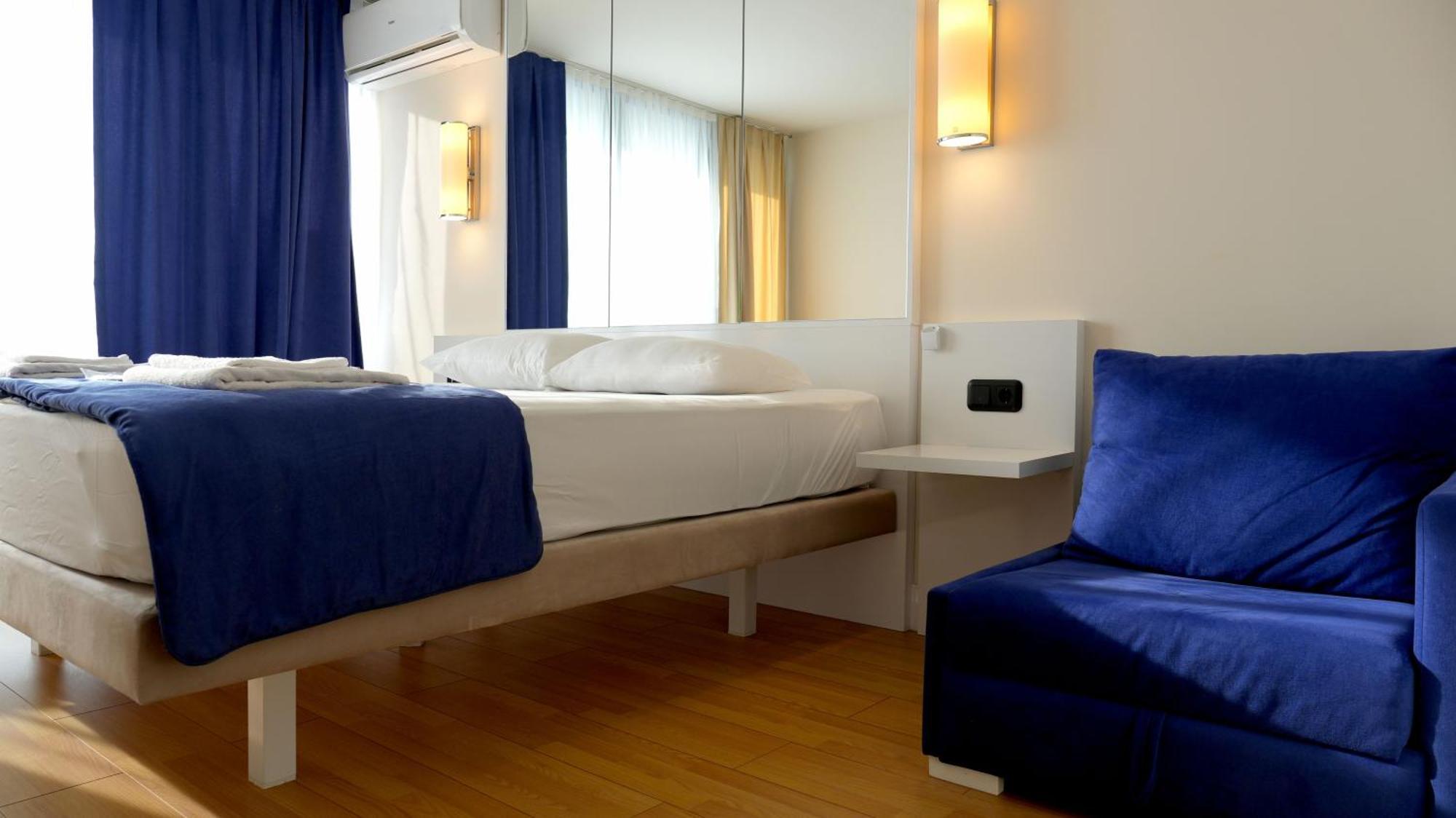 Lux Apart Hotel 555 Μπατούμι Εξωτερικό φωτογραφία