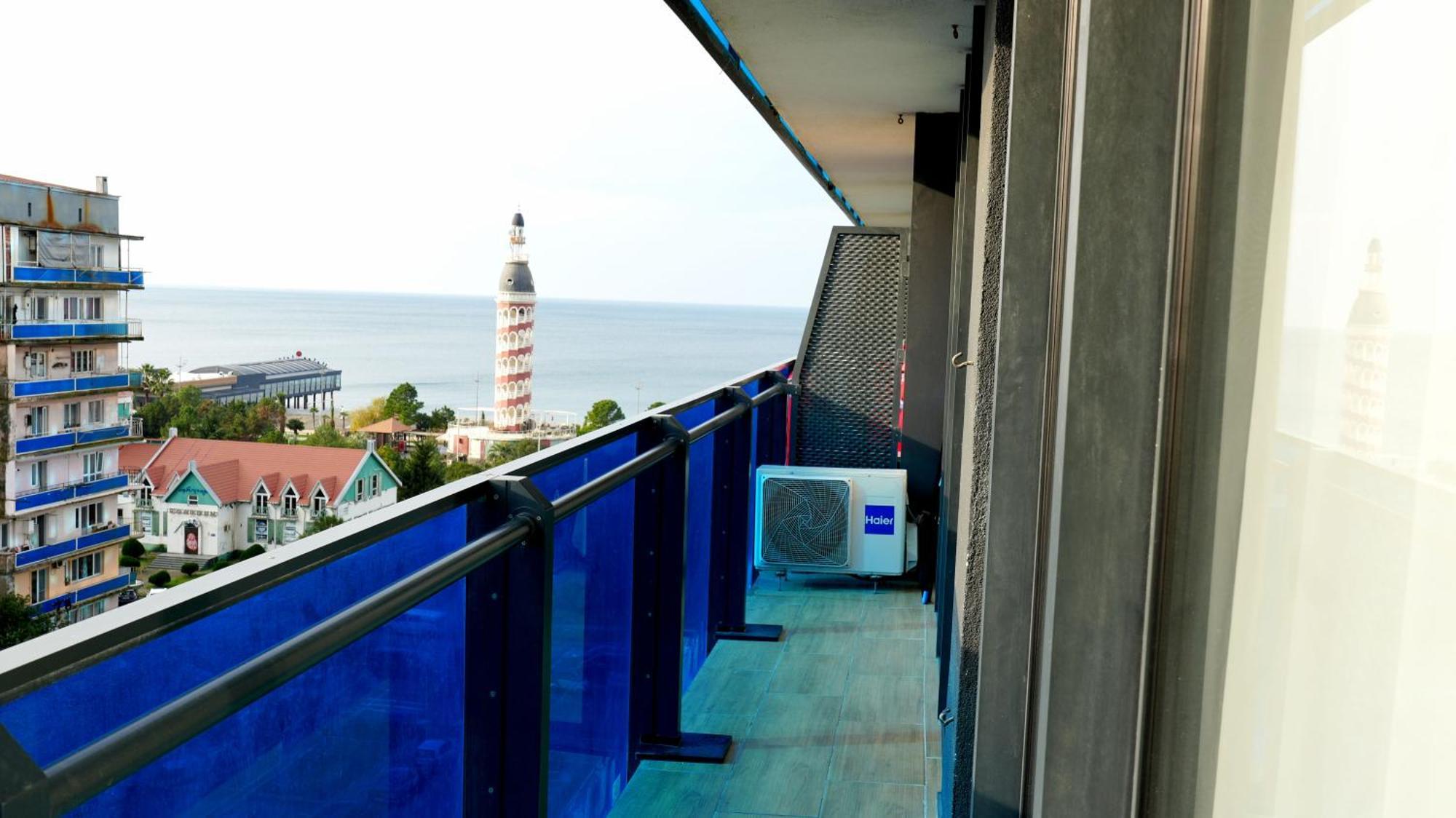 Lux Apart Hotel 555 Μπατούμι Εξωτερικό φωτογραφία