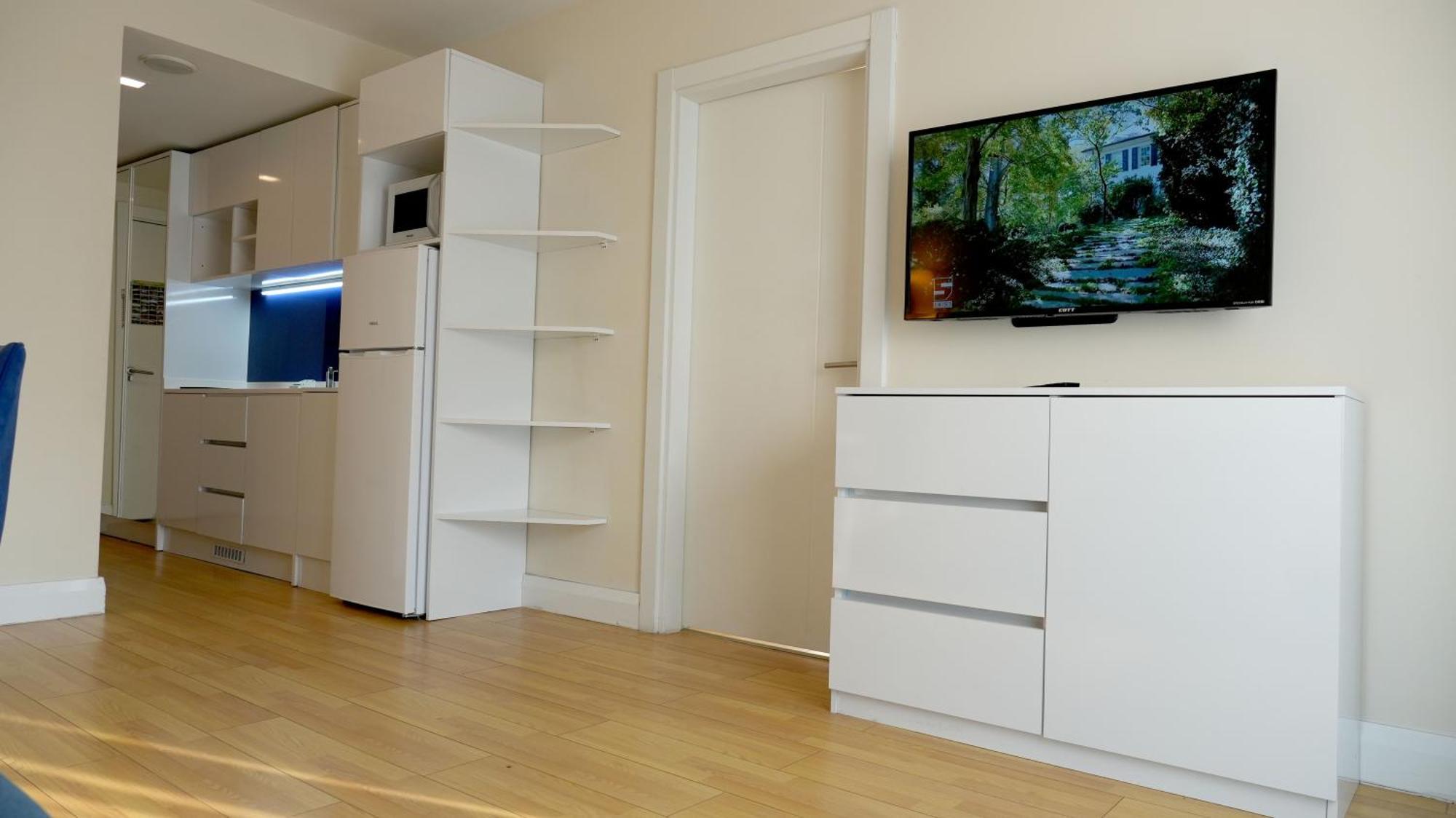 Lux Apart Hotel 555 Μπατούμι Εξωτερικό φωτογραφία