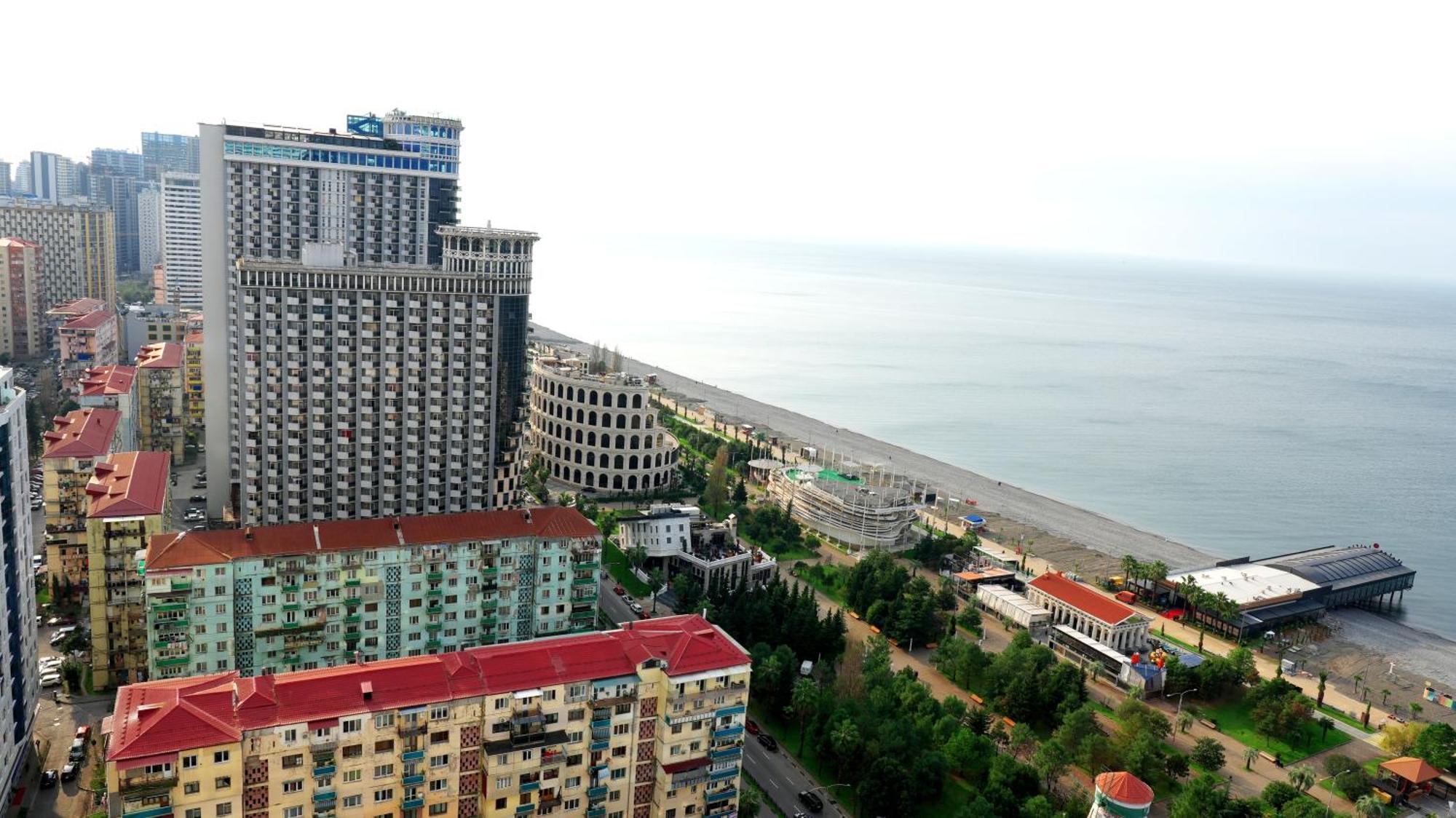 Lux Apart Hotel 555 Μπατούμι Εξωτερικό φωτογραφία