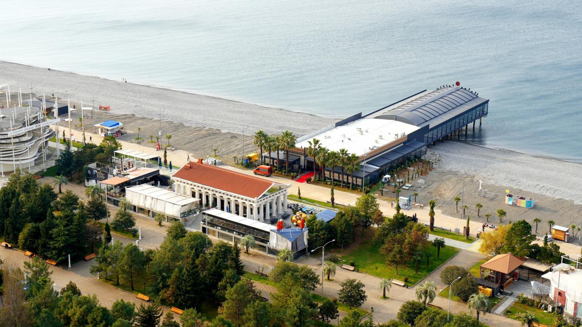 Lux Apart Hotel 555 Μπατούμι Εξωτερικό φωτογραφία