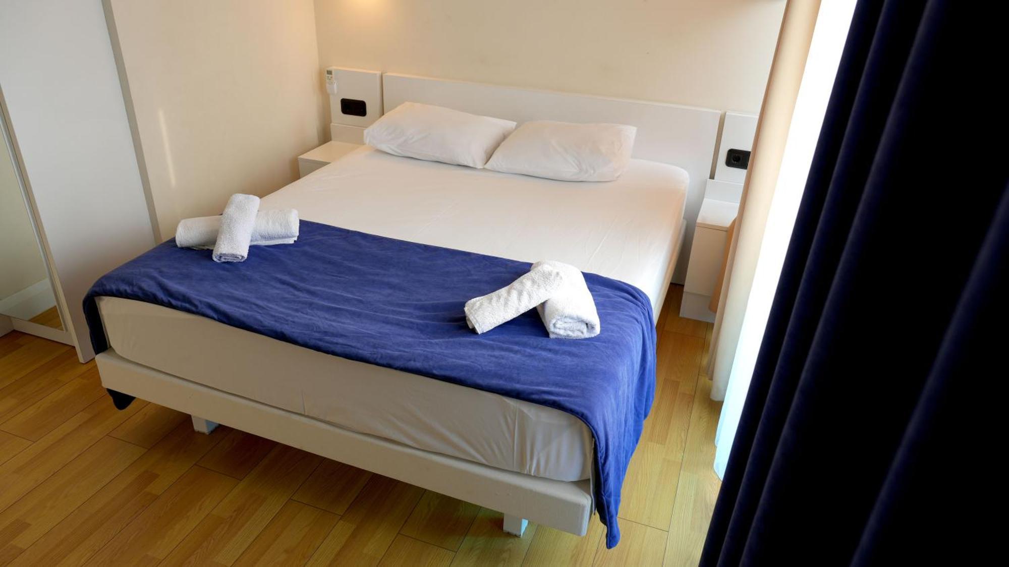 Lux Apart Hotel 555 Μπατούμι Εξωτερικό φωτογραφία